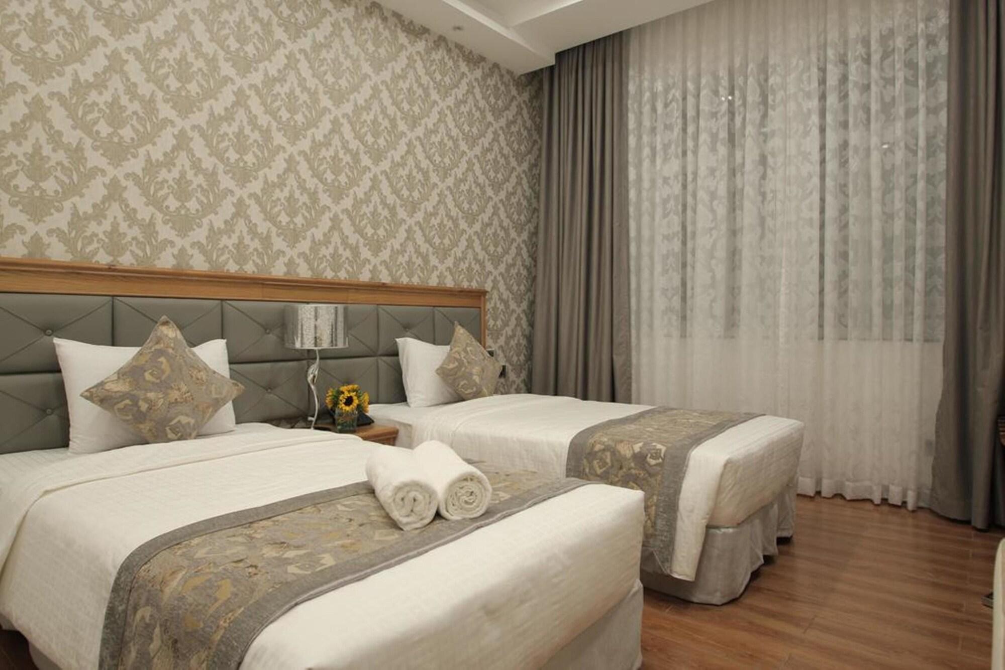 Le Duy Grand Hotel Хошимин Екстериор снимка