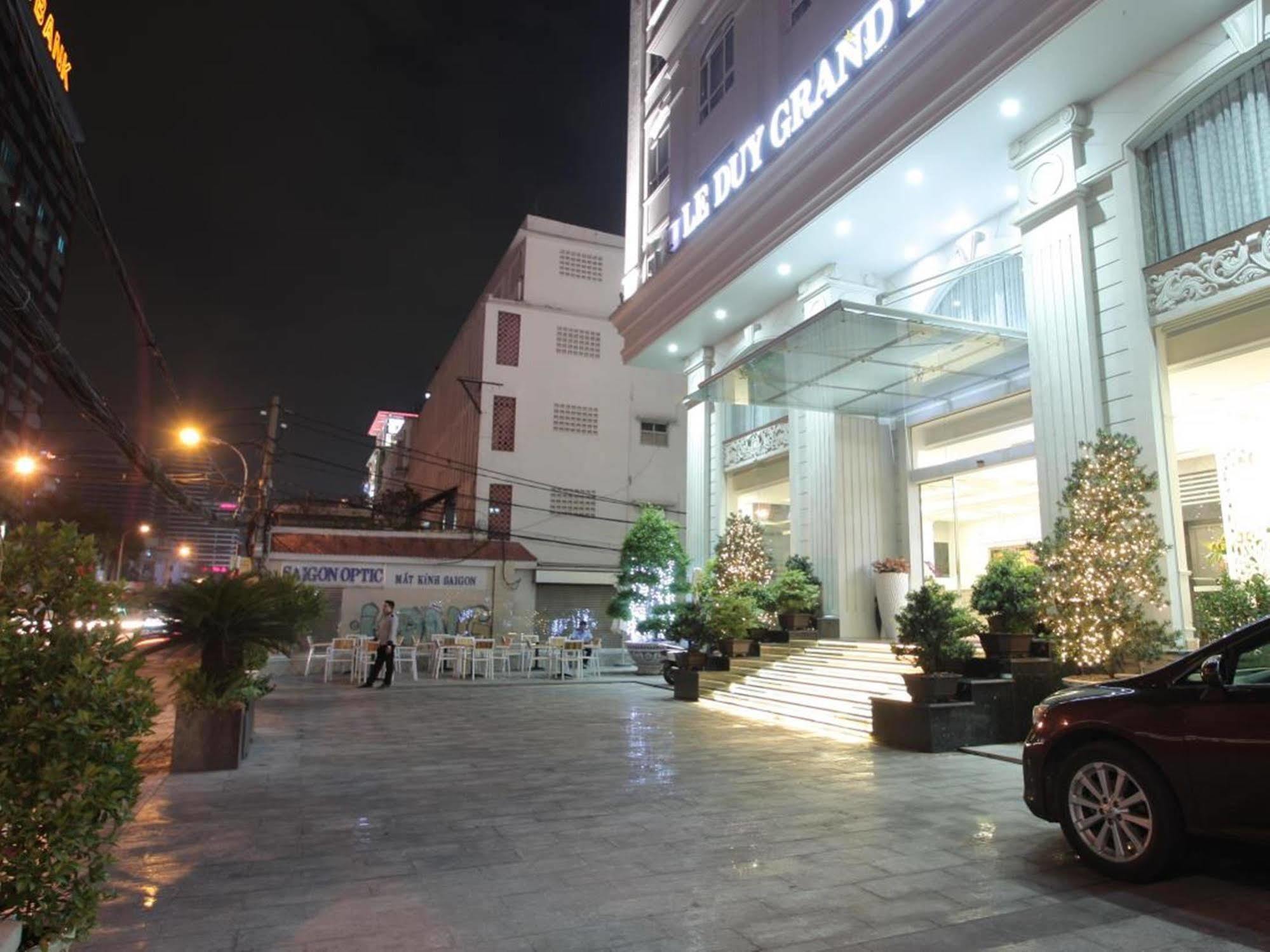 Le Duy Grand Hotel Хошимин Екстериор снимка