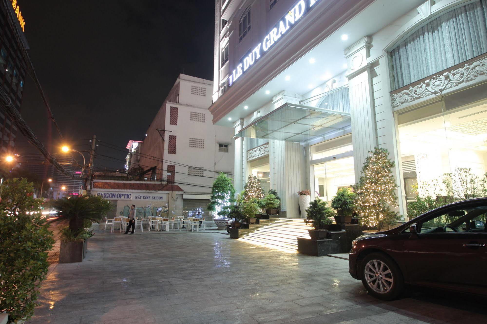 Le Duy Grand Hotel Хошимин Екстериор снимка