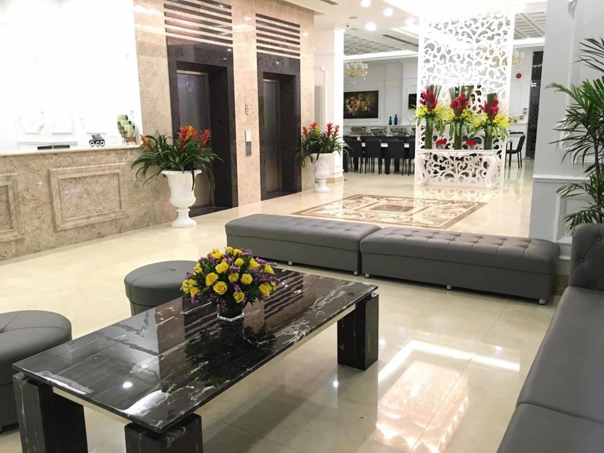 Le Duy Grand Hotel Хошимин Екстериор снимка