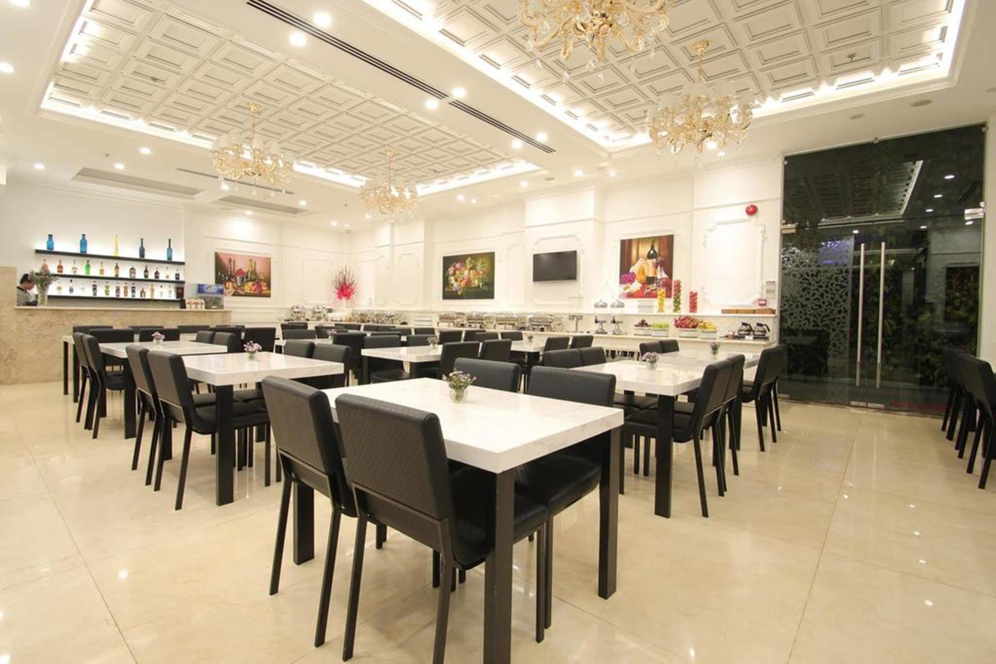 Le Duy Grand Hotel Хошимин Екстериор снимка
