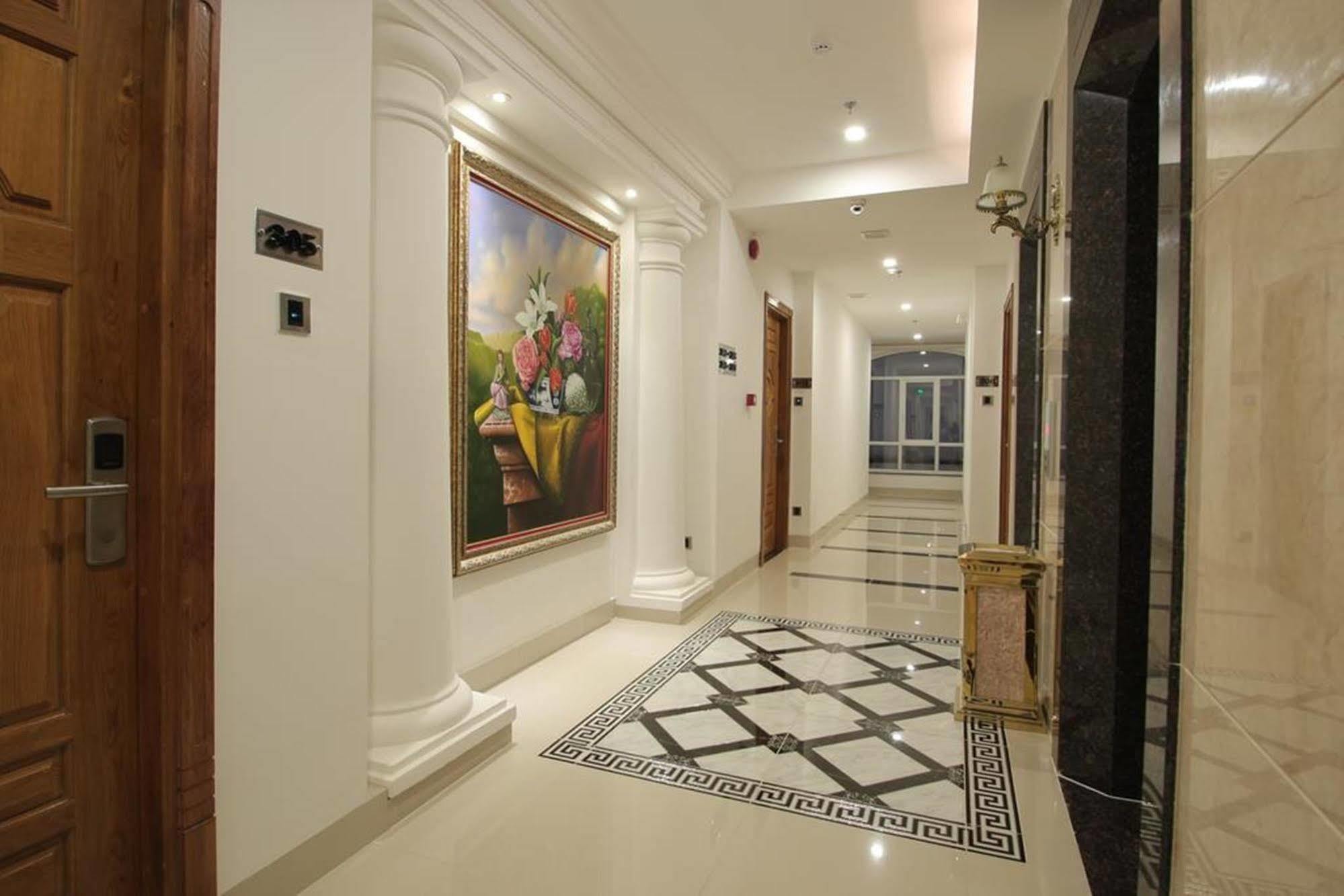 Le Duy Grand Hotel Хошимин Екстериор снимка